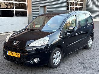 skadebil bedrijf Peugeot Partner 1.6 16V Phase 1 MPV  Benzine 1.587cc 80kW (109pk) FWD 2008/6