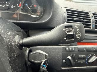 BMW 3-serie 316i 16V Sedan 4Dr Benzine 1.796cc 85kW (116pk) RWD picture 17