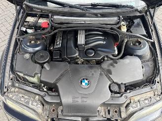 BMW 3-serie 316i 16V Sedan 4Dr Benzine 1.796cc 85kW (116pk) RWD picture 22