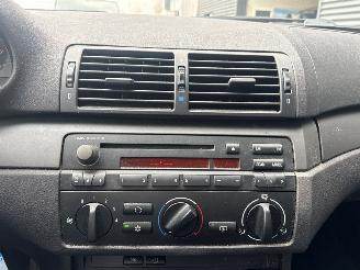 BMW 3-serie 316i 16V Sedan 4Dr Benzine 1.796cc 85kW (116pk) RWD picture 13