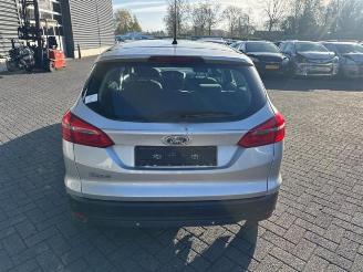 Ford Focus  picture 4