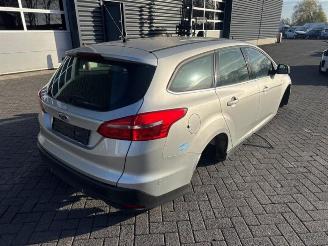 Ford Focus  picture 3