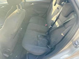 Ford Focus  picture 10