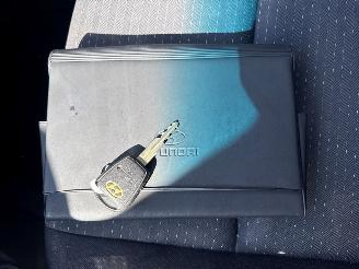 Hyundai Getz 1.4i 16V Hatchback  Benzine 1.399cc 71kW (97pk) FWD picture 20