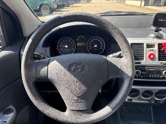 Hyundai Getz 1.4i 16V Hatchback  Benzine 1.399cc 71kW (97pk) FWD picture 12