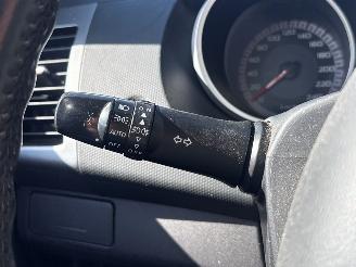 Mitsubishi Outlander 2.4 16V Mivec 4x2 SUV  Benzine 2.360cc 125kW (170pk) FWD picture 19