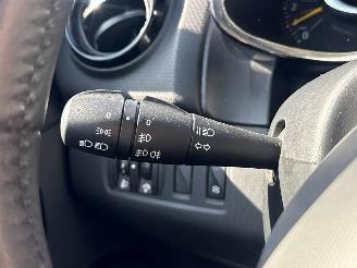 Renault Clio 0.9 Energy TCE 90 12V Hatchback 4Dr Benzine 898cc 66kW (90pk) FWD picture 19