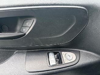Mercedes Vito 2.0 114 CDI 16V Bestel  Diesel 1.950cc 100kW (136pk) RWD picture 23