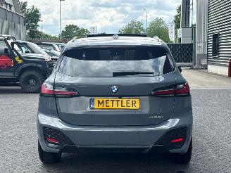 BMW 2-serie M Sportpakket 220i Mild Hybrid 1.5 TwinPower Turbo 12V MPV  Elektrisch Benzine 1.499cc 125kW (170pk) FWD picture 4