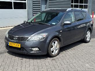 škoda osobní automobily Kia Cee d 1.4 16V Combi/o 2010/5