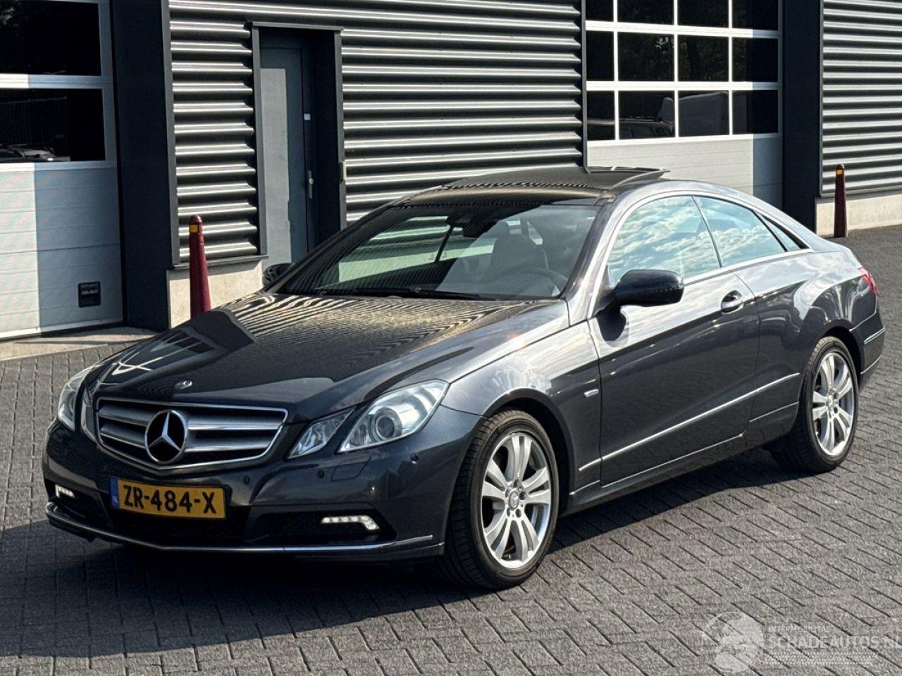 Mercedes E-klasse E-350 CGI V6 24V Coupe 2Dr Benzine 3.498cc 215kW (292pk) RWD