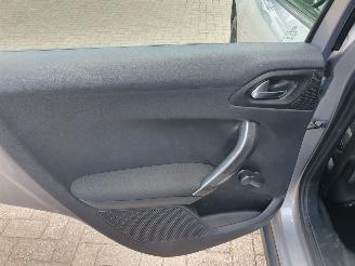 Peugeot 2008 1.2 PureTech Blue Lion picture 28