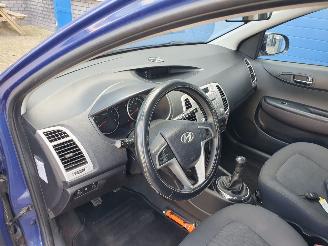 Hyundai I-20 1.2i i-Motion picture 11