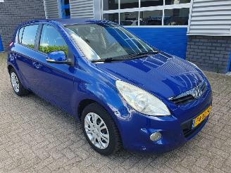 Damaged car Hyundai I-20 1.2i i-Motion 2012/6