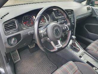 Volkswagen Golf 2.0 TSI GTI Performance DSG picture 17
