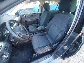 Skoda Rapid 1.2 TSI Greentech Elegance Businessline picture 12