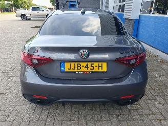 Alfa Romeo Giulia 2.0T AWD Veloce Automaat picture 4