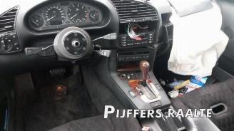 BMW 3-serie 3 serie (E36/4), Sedan, 1990 / 1998 320i 24V picture 19