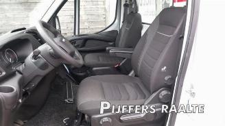 Iveco New Daily New Daily VI, Chassis-Cabine, 2014 35C18,35S18,40C18,50C18,60C18,65C18,70C18 picture 14