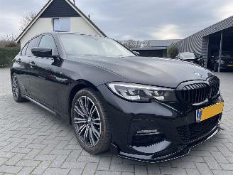 BMW 3-serie 318i Executive Edition M-PAKKET N.A.P NL AUTO PRACHTIG!!! picture 1