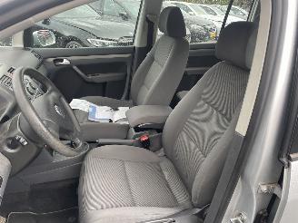 Volkswagen Touran 1.9 TDI Trendline BlueMotion 7 persoons N.A.P NL AUTO picture 9