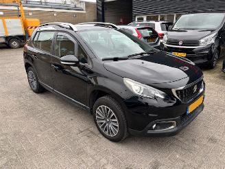 krockskadad bil auto Peugeot 2008 1.2 PureTech  (km 39.855 nap) 2017/12
