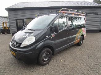 Auto incidentate Renault Trafic 2.0 DCI PASSENGER T27 L1H1 9PERS 2009/5