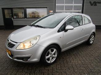 Opel Corsa 1.4-16V Enjoy picture 1
