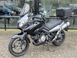 krockskadad bil motor Suzuki DL 1000 V-storm  2008/4