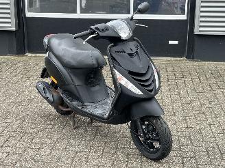 Piaggio  Zip 50 4T picture 7