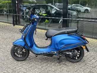 Vespa  Sprint 50 4T picture 6
