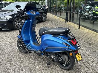 Vespa  Sprint 50 4T picture 5