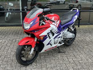 skadebil motor Honda CBR 600 F 1998/3