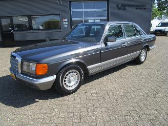 Damaged car Mercedes S-klasse 280SE/250D 1982/6