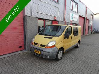 Vrakbiler auto Renault Trafic 1.9 dCi L1H1 Série Spéciale 3 zits 2002/8