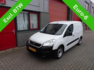 Vrakbiler auto Peugeot Partner 120 1.6 BlueHDi 100 L1 Premium S&S airco 2018/6