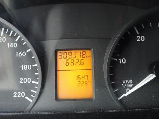 Mercedes Vito 109 CDI 320 Amigo 3 zits airco picture 23