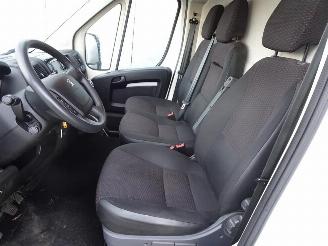 Peugeot Boxer 335 2.2 BlueHDi 140 L2H2 Premium LET OP 1 E VERSNELING STUK WEL GEWOON RIJDBAAR !!!!!! picture 24