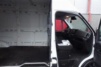 Iveco Daily 35S16V 2.3 35 2h l 3 3 zits automaat nl auto !!!!!!!! picture 24