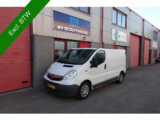 Käytettyjen commercial vehicles Opel Vivaro 2.0 CDTI L1H1 konvekta koelwagen 3 zits airco 2014/11