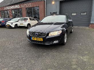 Volvo V-70 2.0 D4 Classic Edition picture 1