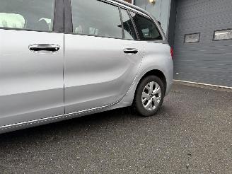 Citroën C4-picasso 1.2 PureTech Tendance 7 PERSOONS picture 4