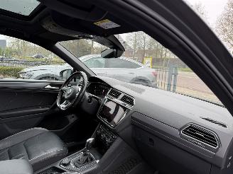 Volkswagen Tiguan 2.0 TSI 4Motion Highline Business R picture 12