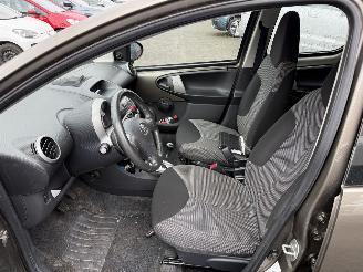 Toyota Aygo 1.0 VVT-i  AUTOMAAT Aspiration (Hatchback 5-dr.) picture 13