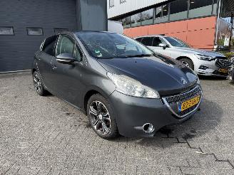 Peugeot 208 1.4 VTi Griffe (Hatchback 5-dr.) picture 7