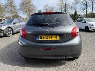 Peugeot 208 1.4 VTi Griffe (Hatchback 5-dr.) picture 4