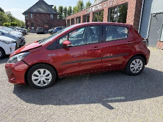 Toyota Yaris 1.5 Full Hybrid Aspiration (Hatchback 5-dr.) picture 2