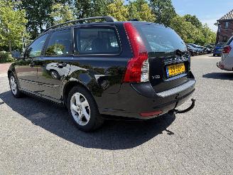 Volvo V-50 2.0 Limited Edition  LEER (Stationwagen 5-dr.) picture 3