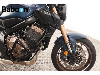 Honda CB 650 R picture 12