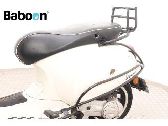 Vespa  Sprint 25KM picture 16
